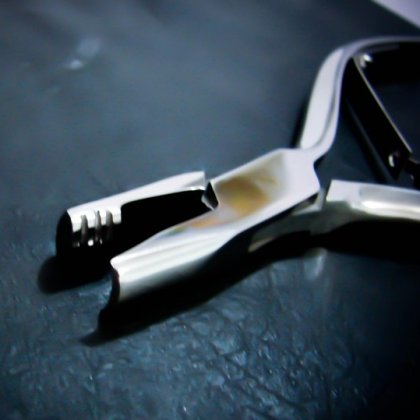 PINZA DE LA ROSA (ESTERILIZABLE)